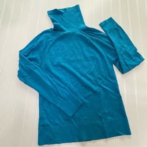 NWOT Banana Republic turtleneck sweater